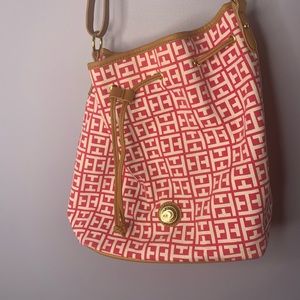Tommy Hilfiger Bags - Tommy Hilfiger cloth purse Tommy Hilfiger Bags - Tommy Hilfiger cloth purse